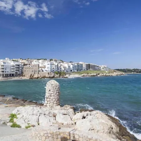 Apartamento In Spain With Beachfront View L' Escala