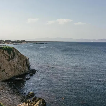In Spain With Beachfront View * L' Escala
