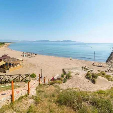 Apartamento In Spain With Beachfront View